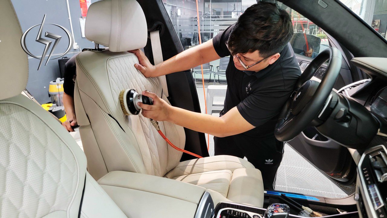 Kỹ thuật viên detailing có cơ hội thăng tiến cao trong nghề